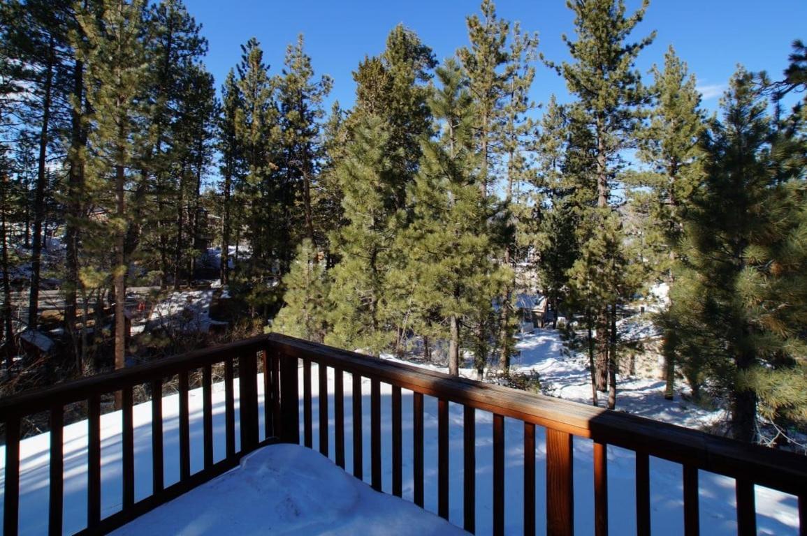 Snow Bunny Lodge - Perfect Big Bear Getaway! Deck With A New Hot Tub And Charcoal Barbecue! Big Bear Lake Zewnętrze zdjęcie